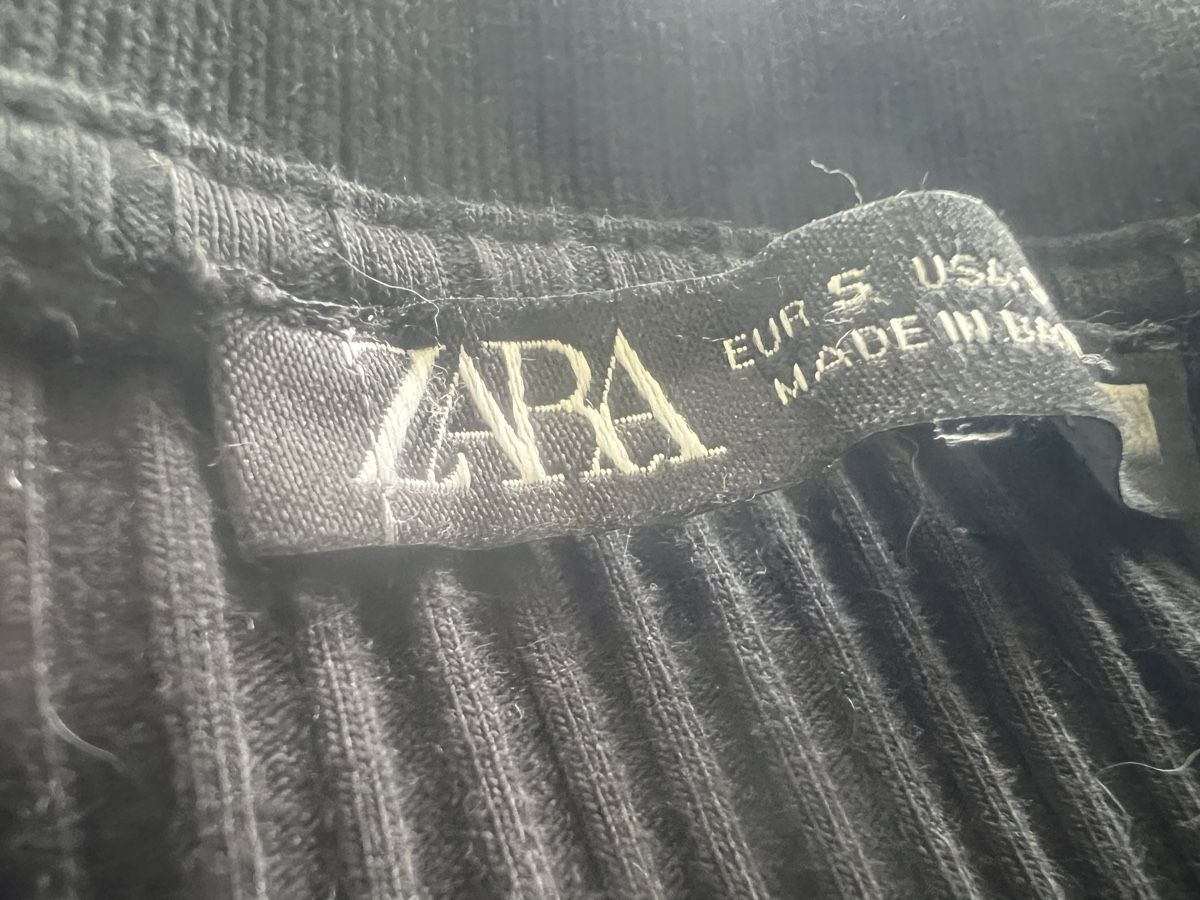 Zara T-shirt: Zara Body, Rippstrick, Schwarz, Gr. S – Nuovo (secondo la descrizione) da Bilten venduto da and_6hjn 1