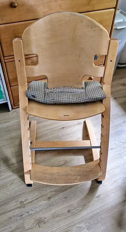 Hochstühle: Kinderhochstuhl  – Gebraucht aus Wängi von jav_h2yq