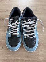 Baskets Nike SB Force 58 bleu/noir taille 41 bon état