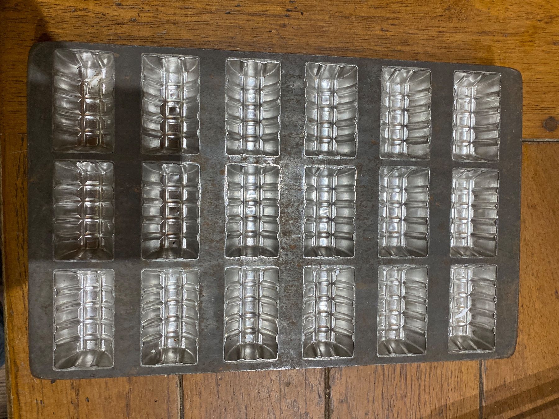 Teglie da forno: Moule chocolat schokoladenform – Usato da Lajoux JU venduto da Briard0