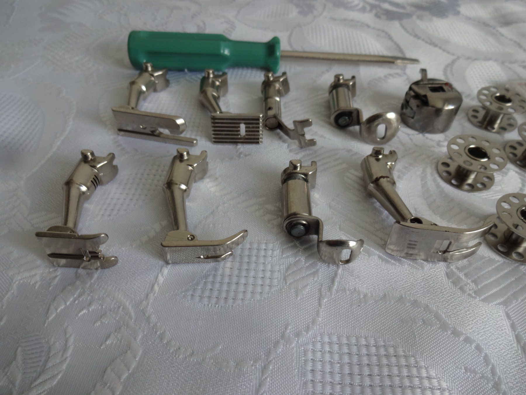 Bernina Macchine da cucire: Bernina Box mit Zubehör – Usato da Frauenfeld venduto da rey06 2
