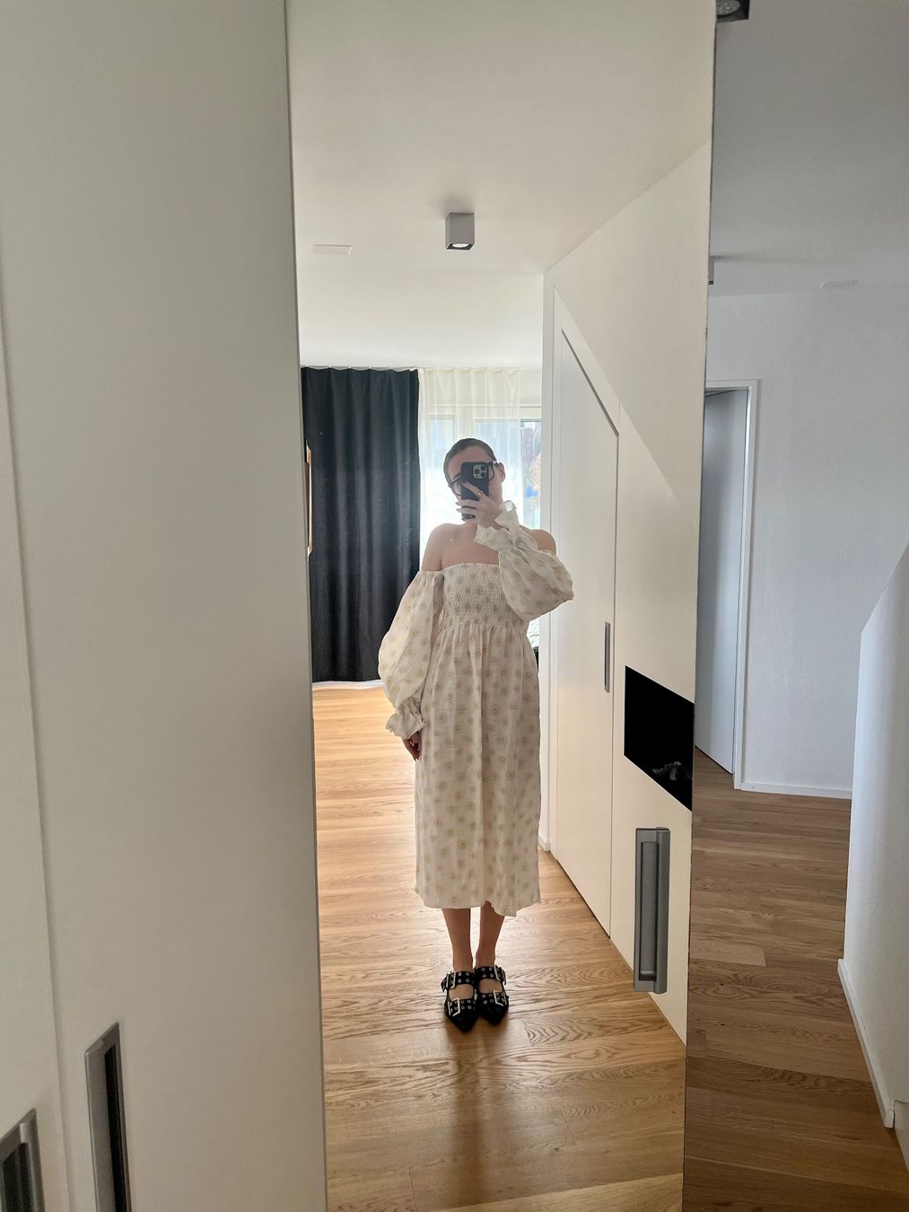 Robes: Sommerkleid mit Gänseblümchen – Neuf avec emballage d'origine à Benken SG par lek_dz2k