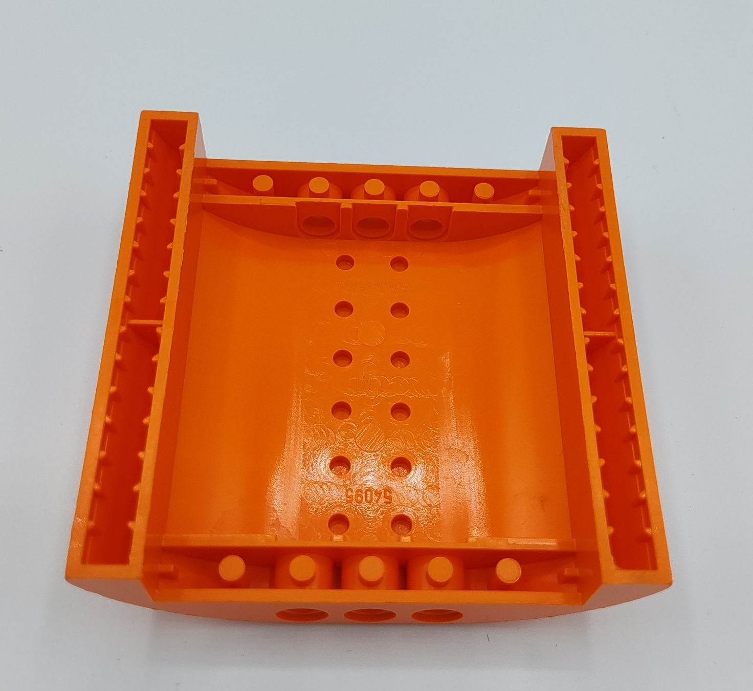 Lego Kit di costruzioni: Lego Slope, Curved 8 x 8 x 2 Double – Usato da Schlatt TG venduto da AndrTra 1