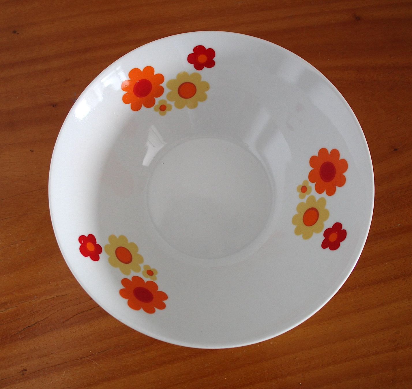 Ciotole: Vintage Schüssel , 22.5 cm x 7.5 cm – Usato da Locarno venduto da fripui