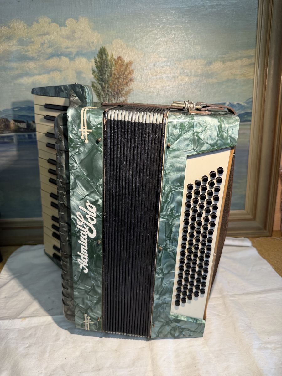 Strumenti musicali: Akkordeon Admiral Solo 80 Bässe  – Difettoso da dietikon venduto da fernando011 3