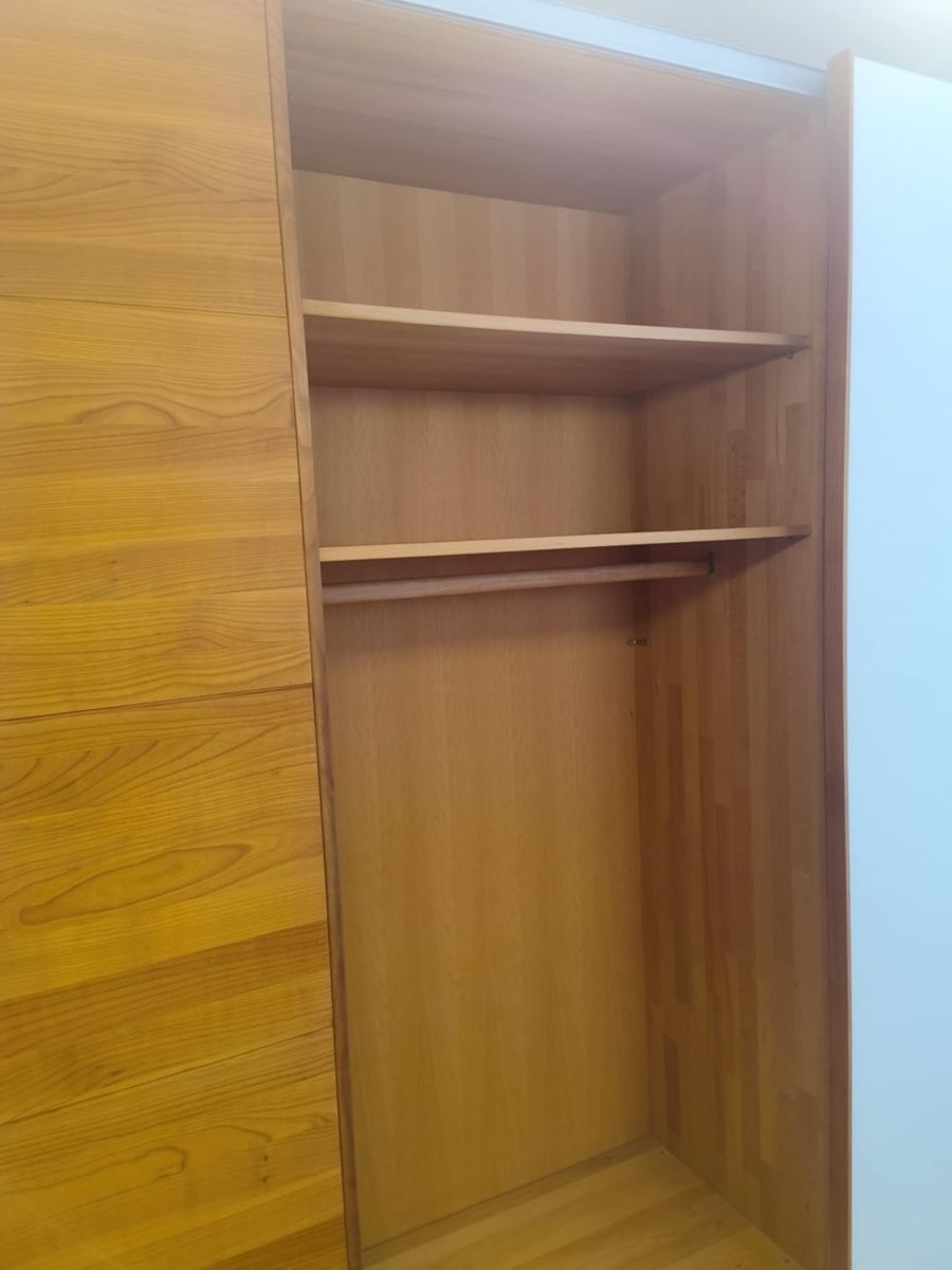Team7 Schränke: Team 7 Kleiderschrank   – Gebraucht aus Sevelen von Stopglobal. 3