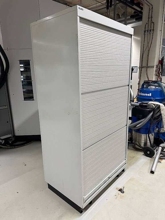 Armadi: Lista Schrank (Rolladenschrank) – Usato da Grüningen venduto da KTM93 1