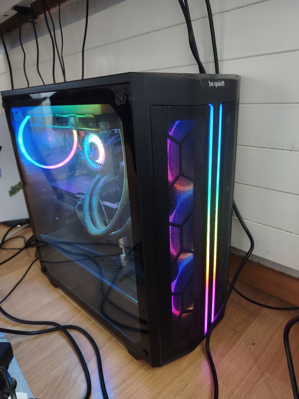 Nvidia PCs: High-End Gaming PC | RTX 4070 12 GB – Neu (gemäss Beschreibung) aus Bazenheid von ChristianGr