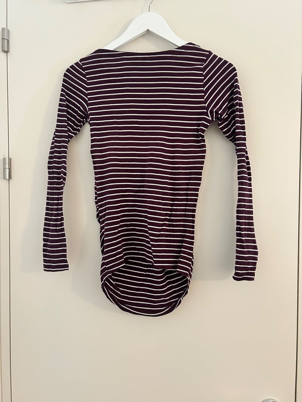 H&M Tops: Umstandstop langarm violett – D'occasion à Zürich par predisha 1