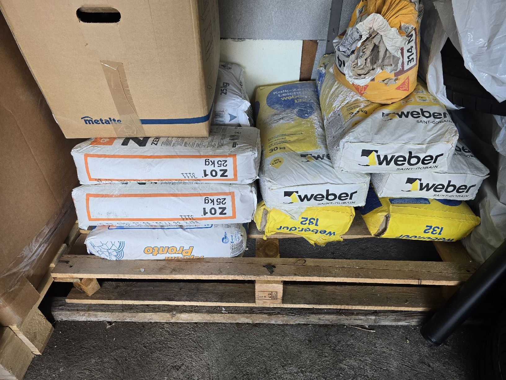 Materiale di riempimento: Wber Zement Restbaumaterial – Usato da Strengelbach venduto da dee-lux01