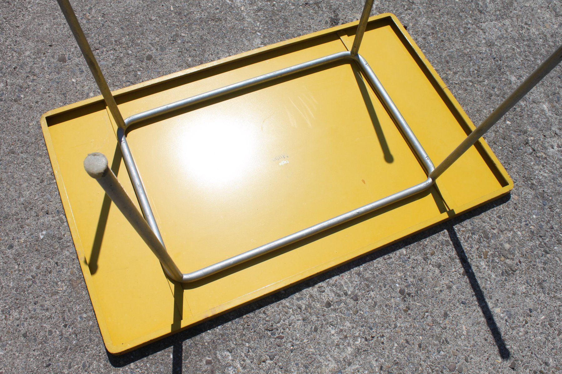 Bigla Tavoli: Mid Century Bigla Garten Tisch – Usato da Glarus venduto da Toni-Glarus 3