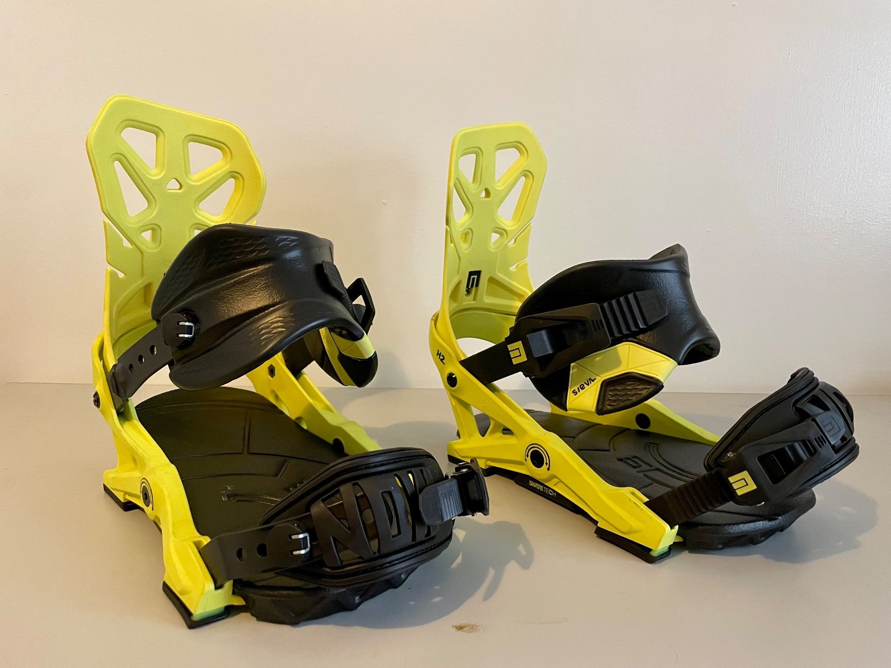 Attacchi: NOW Brigade Snowboardbindung – Usato da Triesenberg venduto da wintersunfun 2