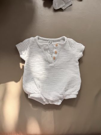 C&A Baby Summer Romper - Size 62cm (2-3 Months) - White