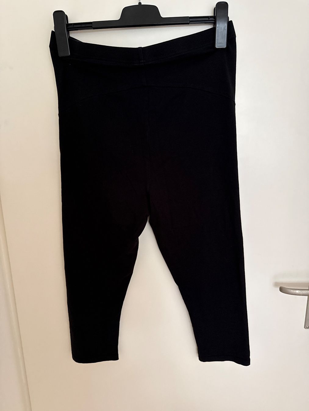 C&A Leggings: C&A MAMA Maternity Short Leggings L – Usato da Horgen venduto da linuxrp 1