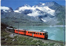 BERNINAPASS Bernina-Bahn am Lago Bianco