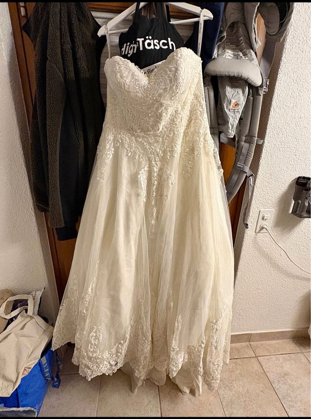 Vestiti: Brautkleid Gr. 46, 48 – Usato da Burgdorf venduto da stefi0801 1