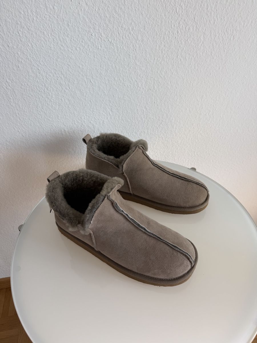 Ugg Herrenschuhe: Chaussons Shepherd, taille 43 – Neu (gemäss Beschreibung) aus Cressier FR von Serge30 1