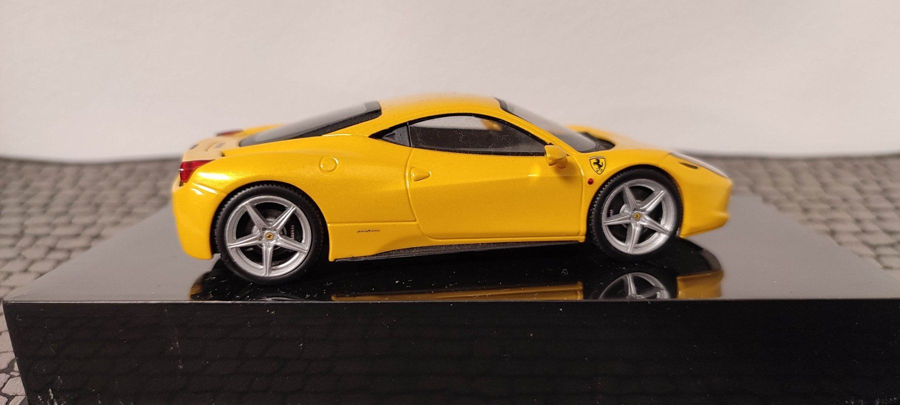 Ferrari Modellini d'auto: Ferrari 458 Italia – Nuovo e nell'imballaggio originale da Flawil venduto da Imperiosud 3