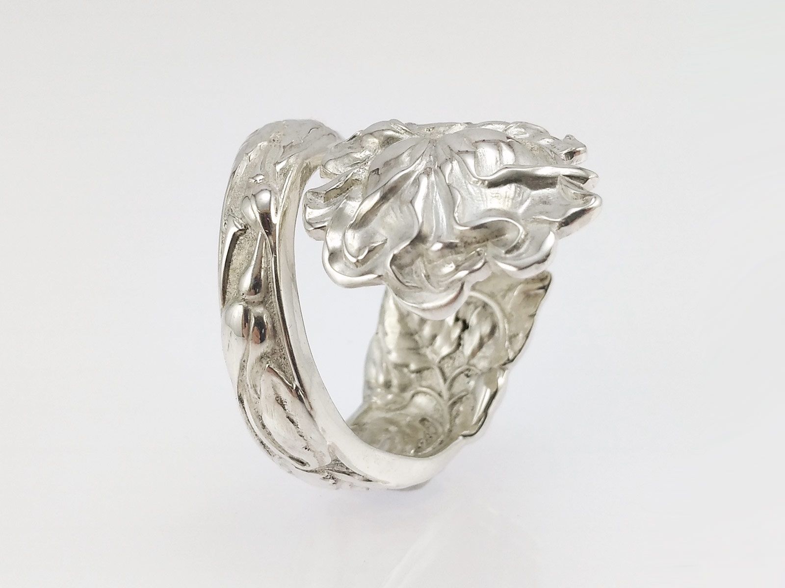 Ringe: Offener massiver Silberring im Jugendstil mit Blumen-Design – Neu und originalverpackt aus Meilen von Byrd-bijoux 2