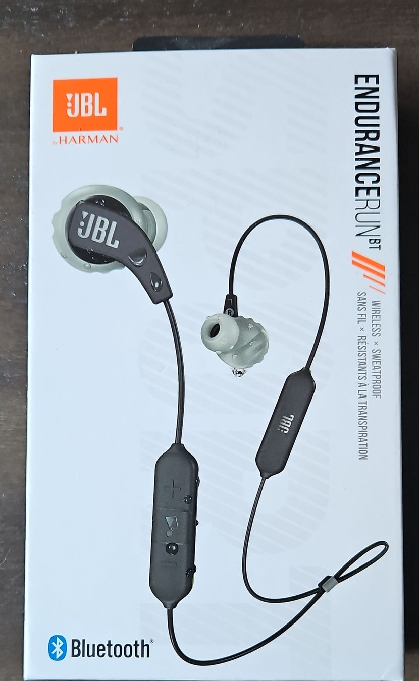 JBL Casques audio: JBL Endurance RUN BT Kopfhörer – Neuf avec emballage d'origine à Hombrechtikon par SB81