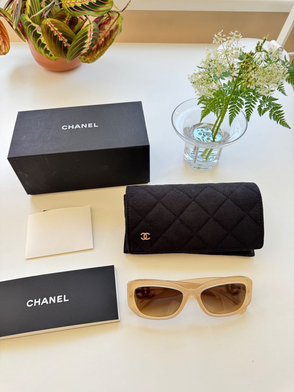Brillen & Gläser: CHANEL RECTANGLE SUNGLASSES – Neu und originalverpackt aus Zürich von camenk