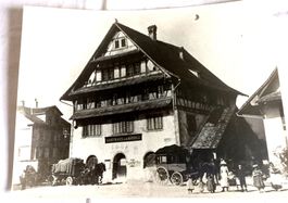 Gemeindehaus Baar mit Restaurant Rössli ca. 1870 Repro
