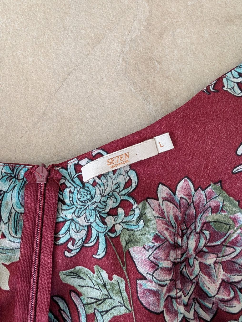 Tute: Sommerlicher Jumpsuit mit Blumenmuster, Grösse L – Usato da Birmensdorf ZH venduto da Nebuliane 3
