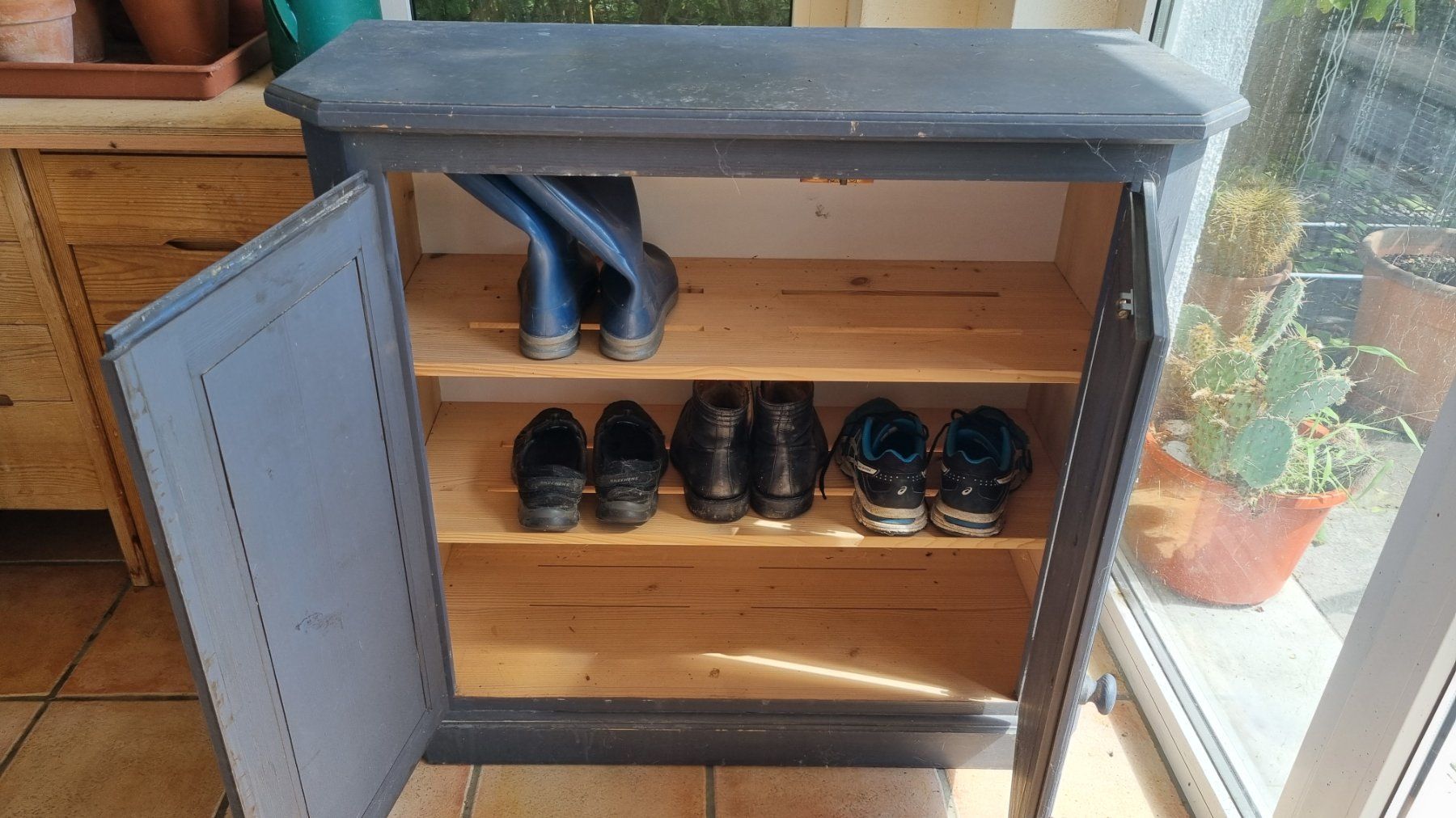 Schränke: Schrank klein / Kommode – Gebraucht aus Meilen von lisma29 1