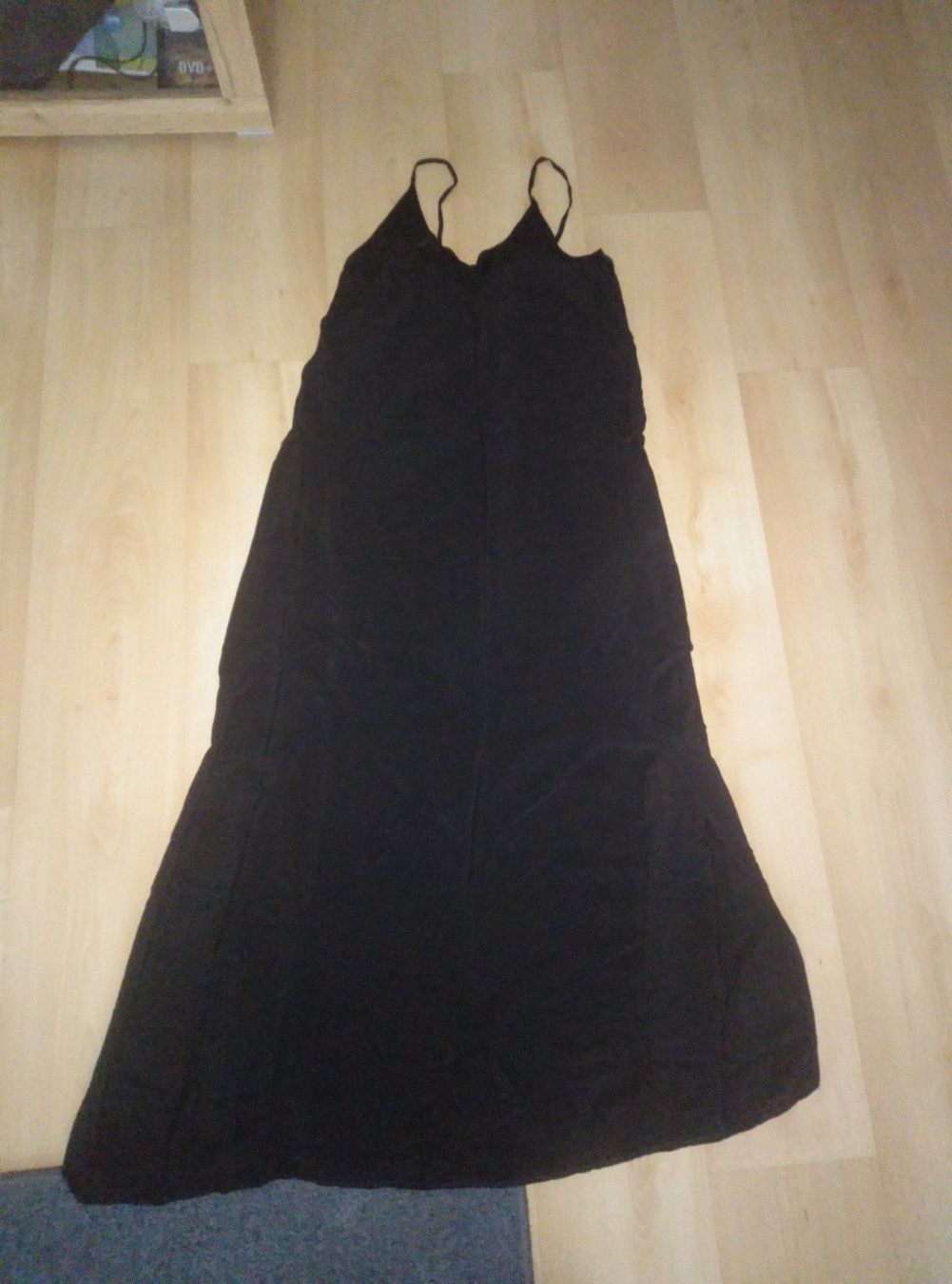 Kleider: Schwazes schönes Kleid Gr.42 – Gebraucht aus Schöfflisdorf von cri_8gn5