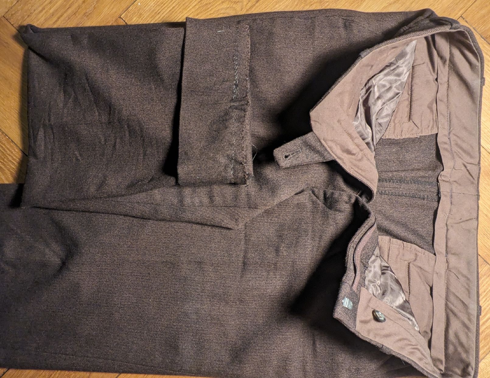 Hosen: Braune Wollhose – Gebraucht aus Basel von enbie00 1