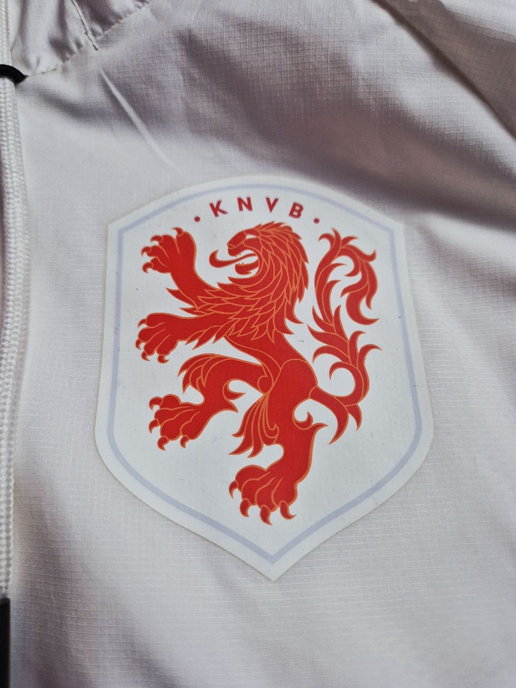 Nike Giacche: Nike 20/21 KNVB Holland Jacke Grösse M – Nuovo (secondo la descrizione) da St. Gallen venduto da CaliSunshine 2
