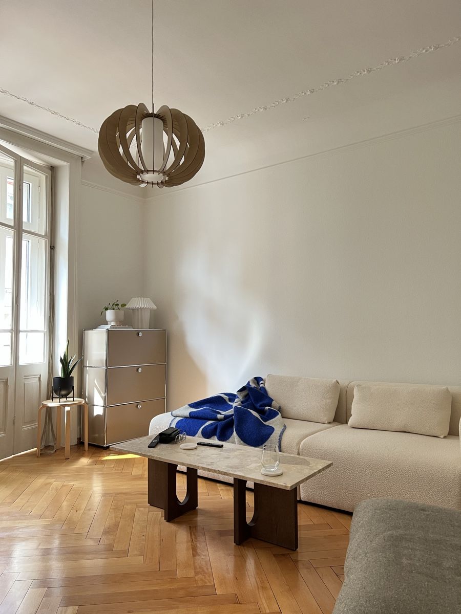 Audo Tische: Audo Androgyne Walnuss Sand – Gebraucht aus Luzern von Soeuv 5