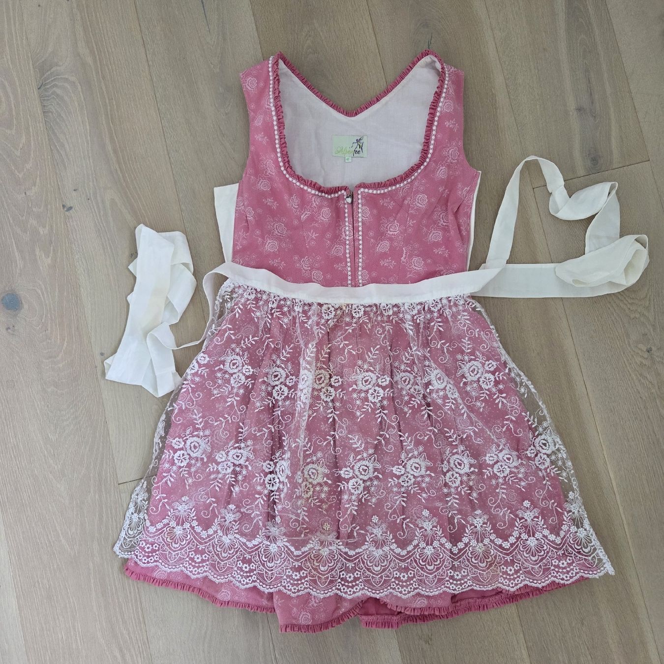 Vestiti: Dirndl Alpenfee – Usato da Mollis venduto da coit1991