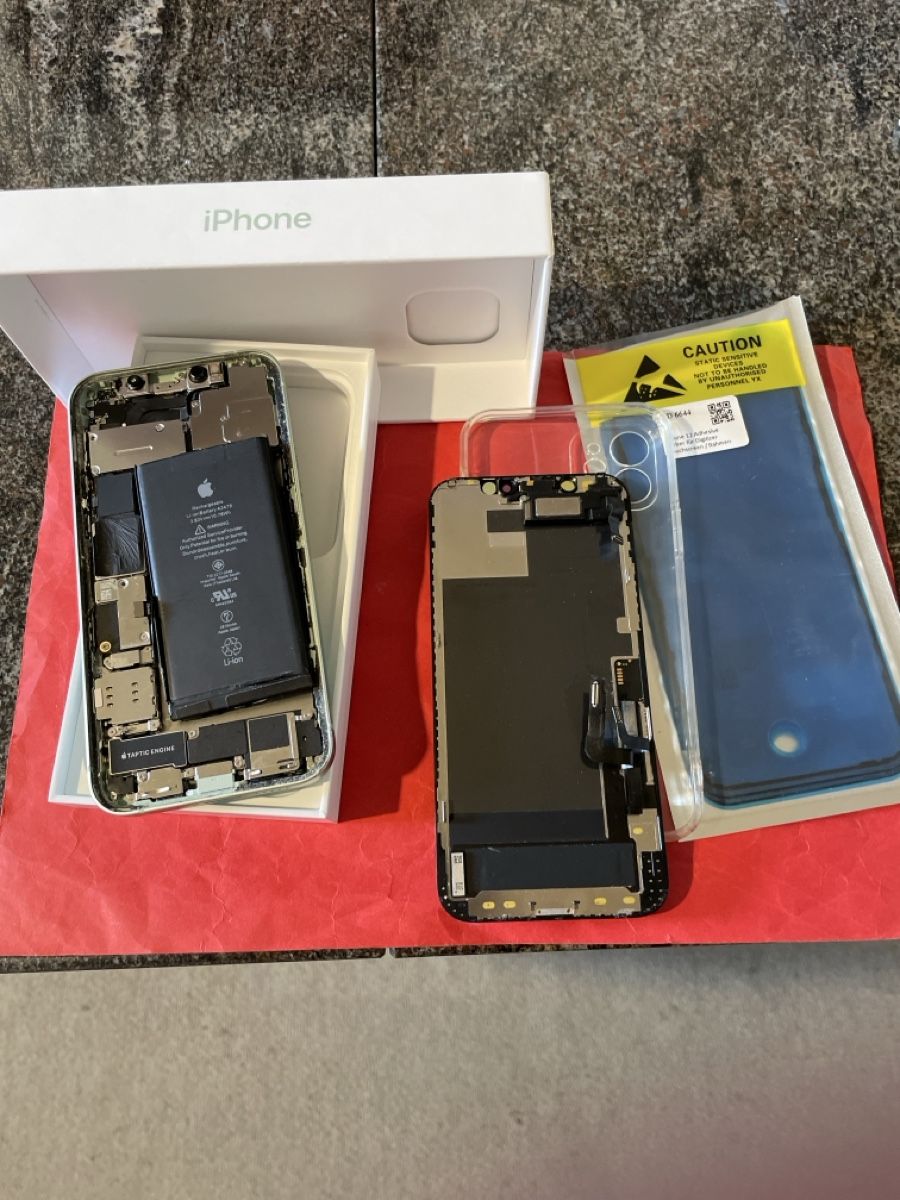Apple Handys / Smartphones: IPHONE 12 KEINE ICLOUD SPERRE – Defekt aus winterthur von WINTERTHUR53 4