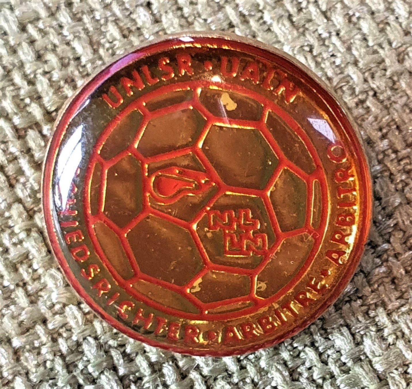 Plaketten & Abzeichen: B938 - Pin Schiedsrichter UNLSR - UALN – Gebraucht aus Reinach BL von Boston-Verkauf 2