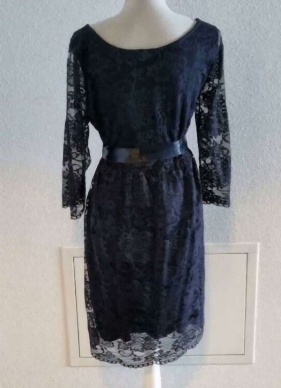 Esprit Vestiti: Umstandsmode: ESPRIT Maternity Spitzenkleid mit Schleife S – Nuovo (secondo la descrizione) da Champlan venduto da acr_kkd5 4