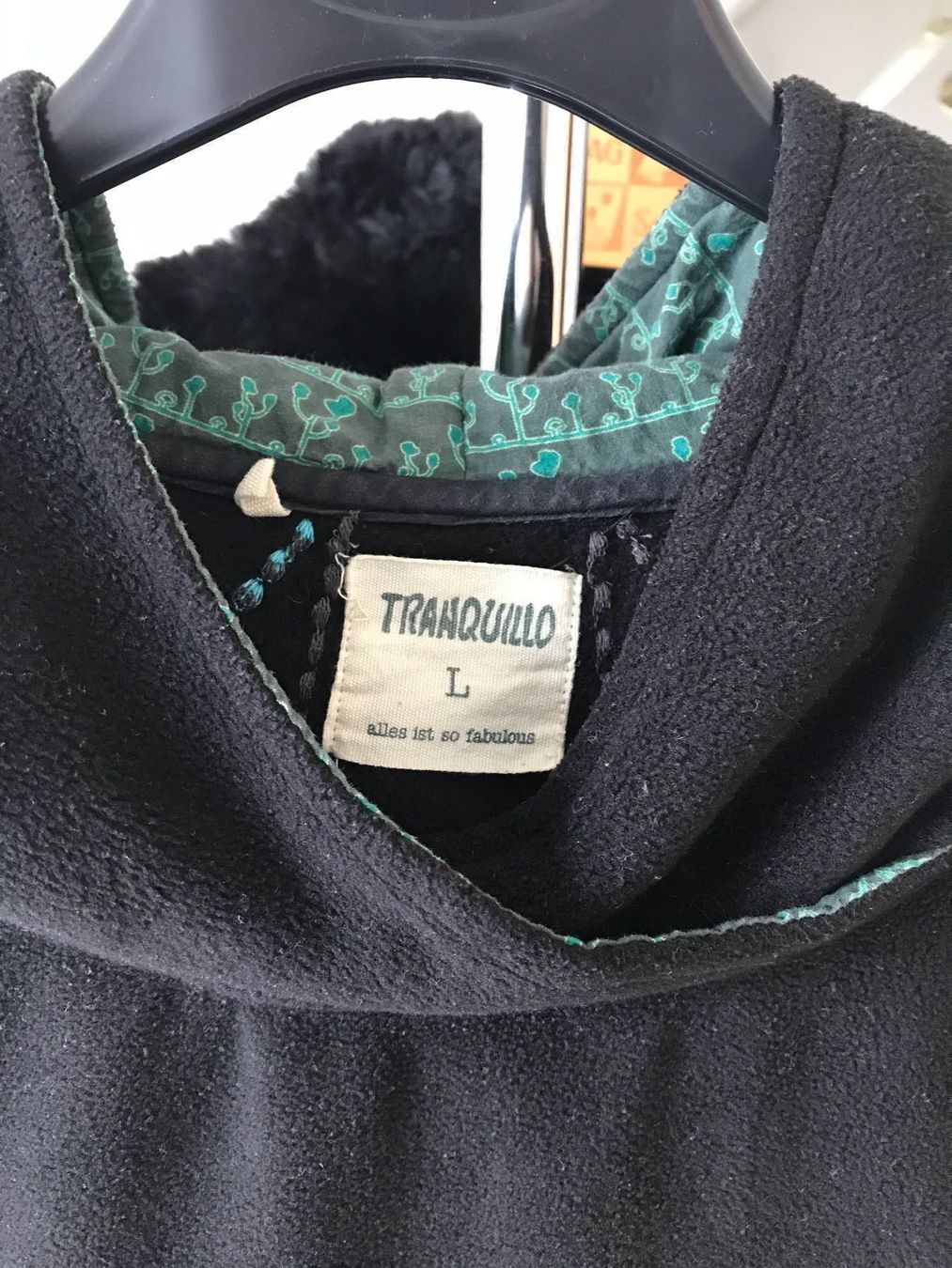 Vestiti: TRANQUILLO Fleece Kleid Schwarz – Usato da Glattfelden venduto da Danshari 2
