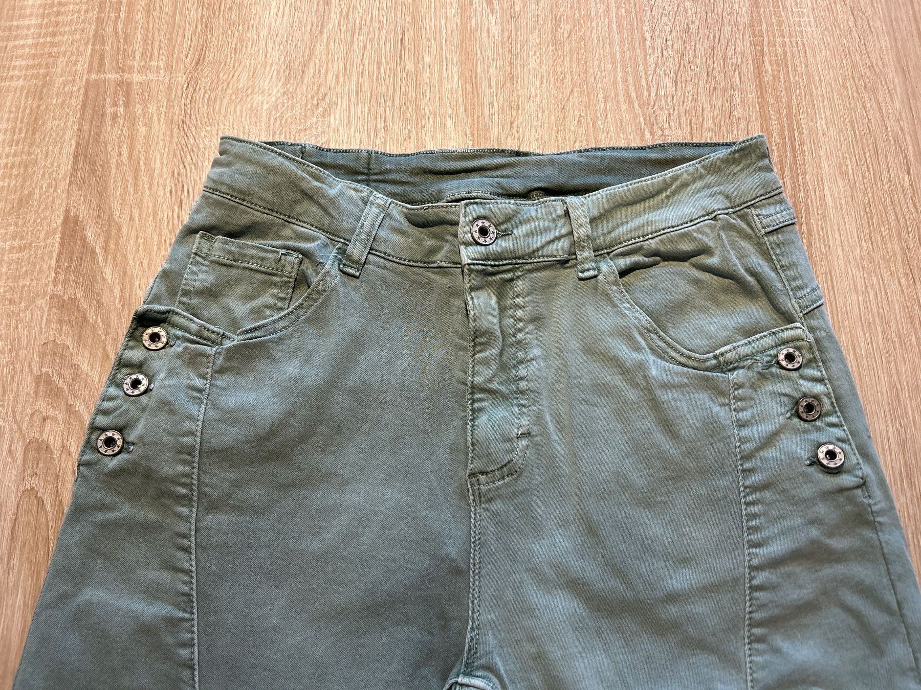 Jeans: Jeans olivgrün Grösse L – Usato da Brunnen venduto da Nala2929 4