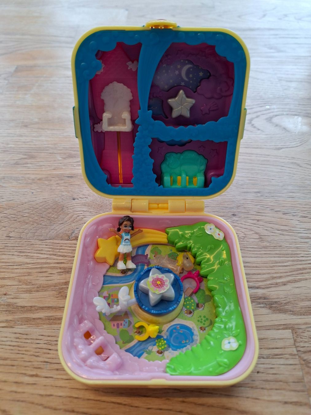 Polly Pocket Giocattoli: Polly Pocket – Usato da Hölstein venduto da nueddeli 1