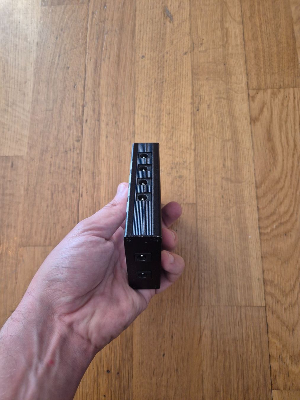 Strumenti musicali: RockBoard Power Block Multi-Netzteil – Nuovo (secondo la descrizione) da Bern venduto da PCBuilder95 1