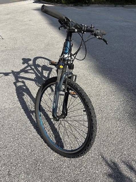 Velos: A vendre vélo enfant 24  pouces Leopard – Gebraucht aus Sierre von dme_m8pj 1