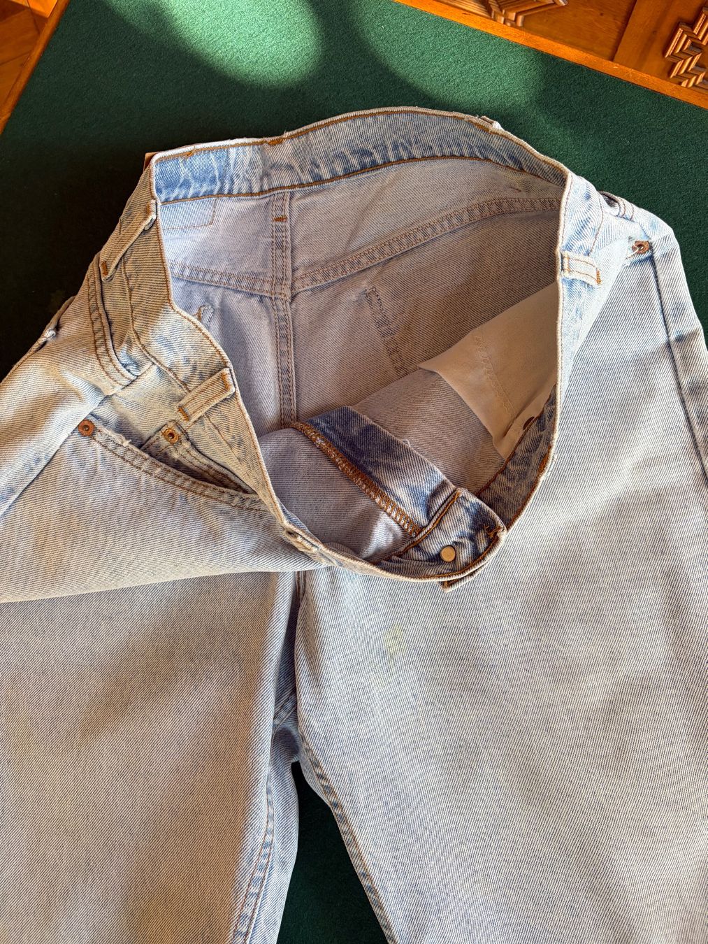Levi's Jeans: LEVI'S VINTAGE Bermudashorts Größe 36 – Usato da Interlaken venduto da Bona55 8