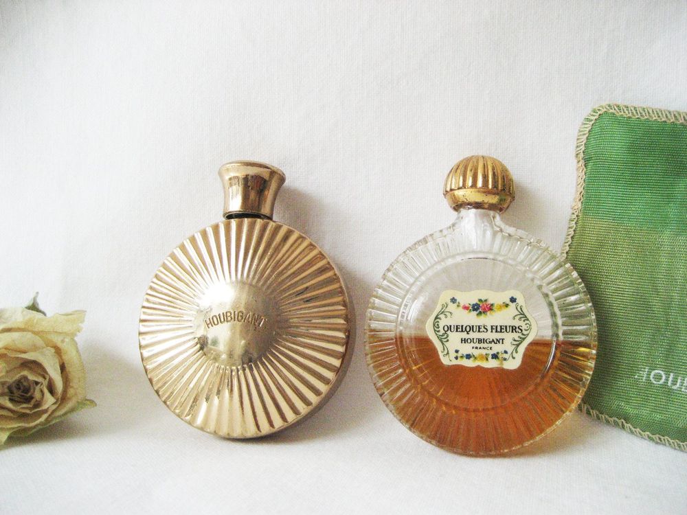 Flacon Ancien Poudre De Toilette Houbigant – Parfum Quelques Fleurs, Jamais Ouvert