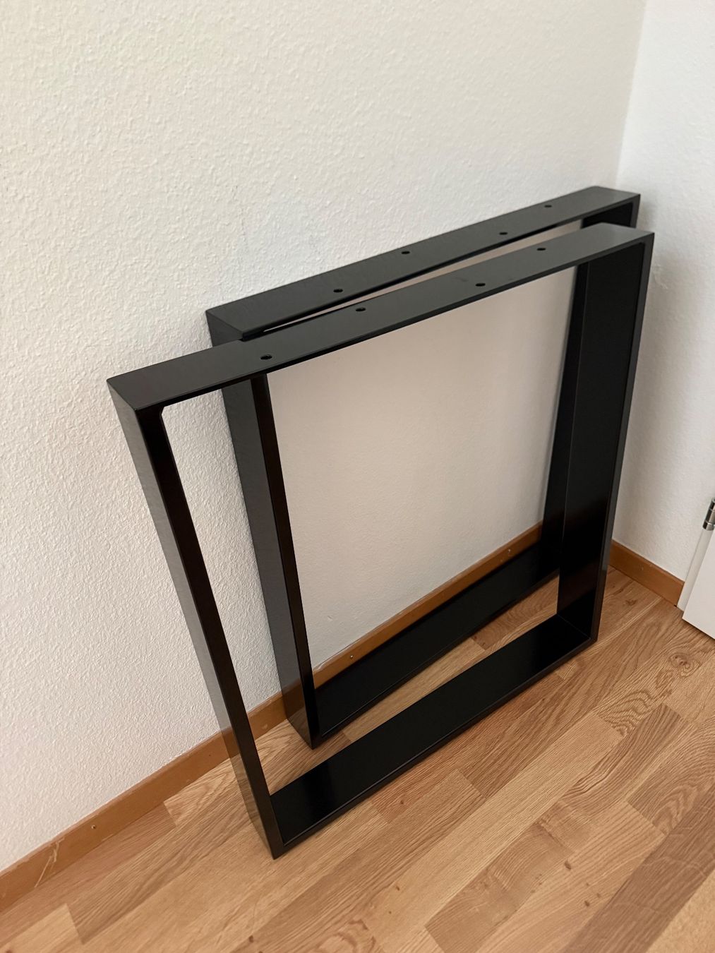 Sonstiges Mobiliar: Stahltischbeine – Neu (gemäss Beschreibung) aus Bassersdorf von schweizshop 1