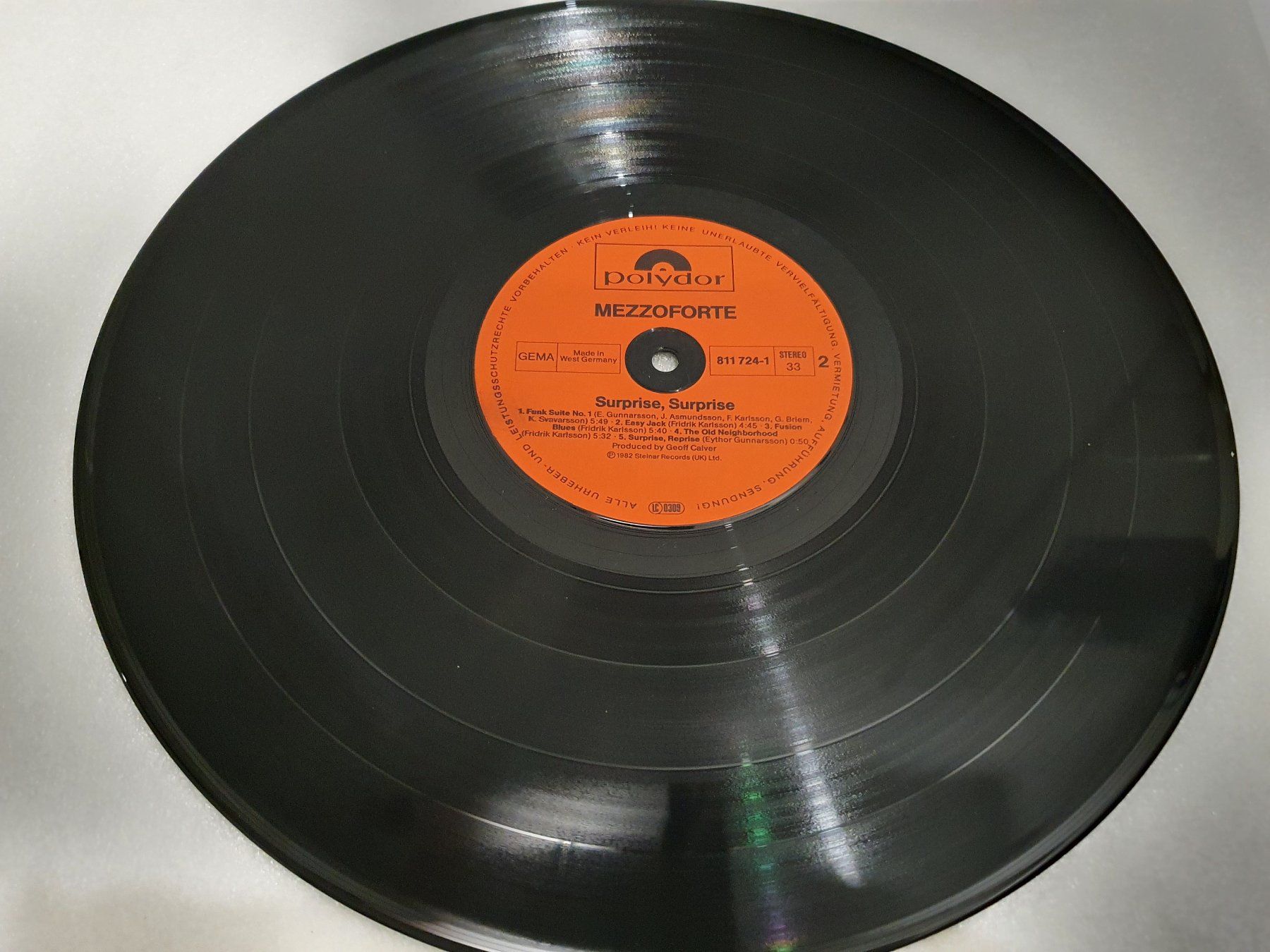 Dischi in vinile: Mezzoforte – Surprise, Surprise – Usato da Uster venduto da Vinyl-Leidenschaft 4