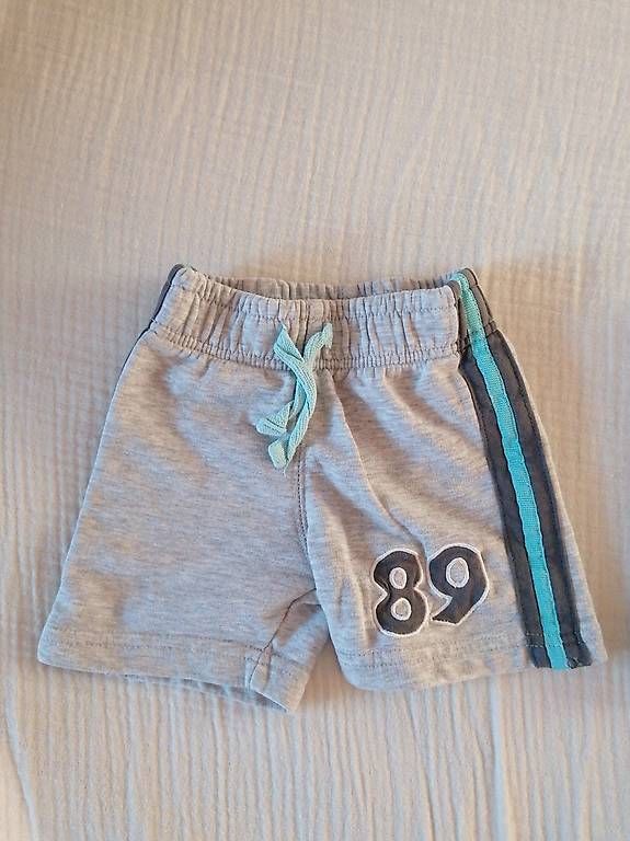 Pantaloni: Kurze Hosen Grösse 74 – Usato da Leimiswil venduto da daniel_27 1