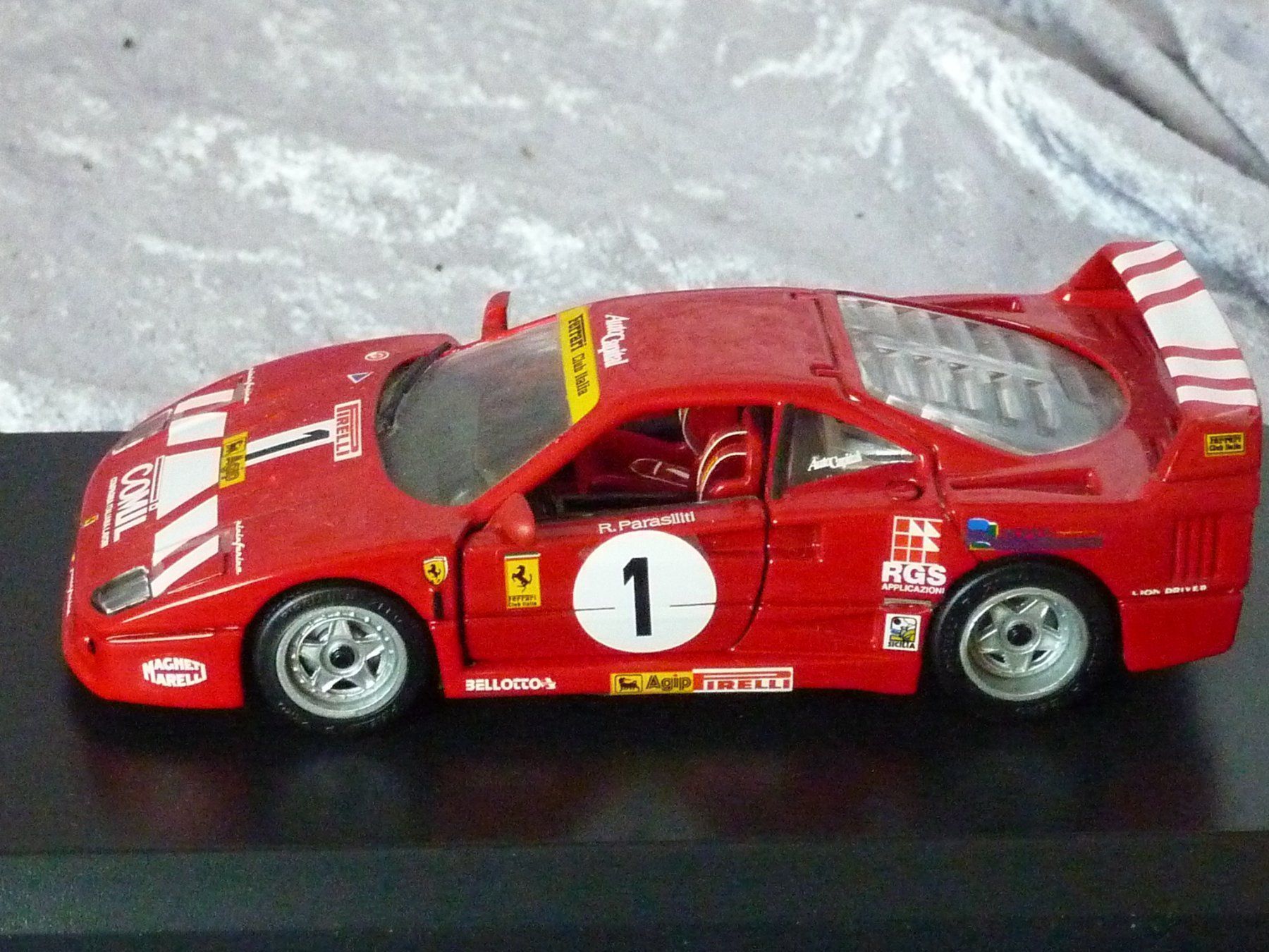 Ferrari Modellautos: Ferrari F40 GT  1:43 – Neu und originalverpackt aus Dürrenäsch von modellautos4you 3