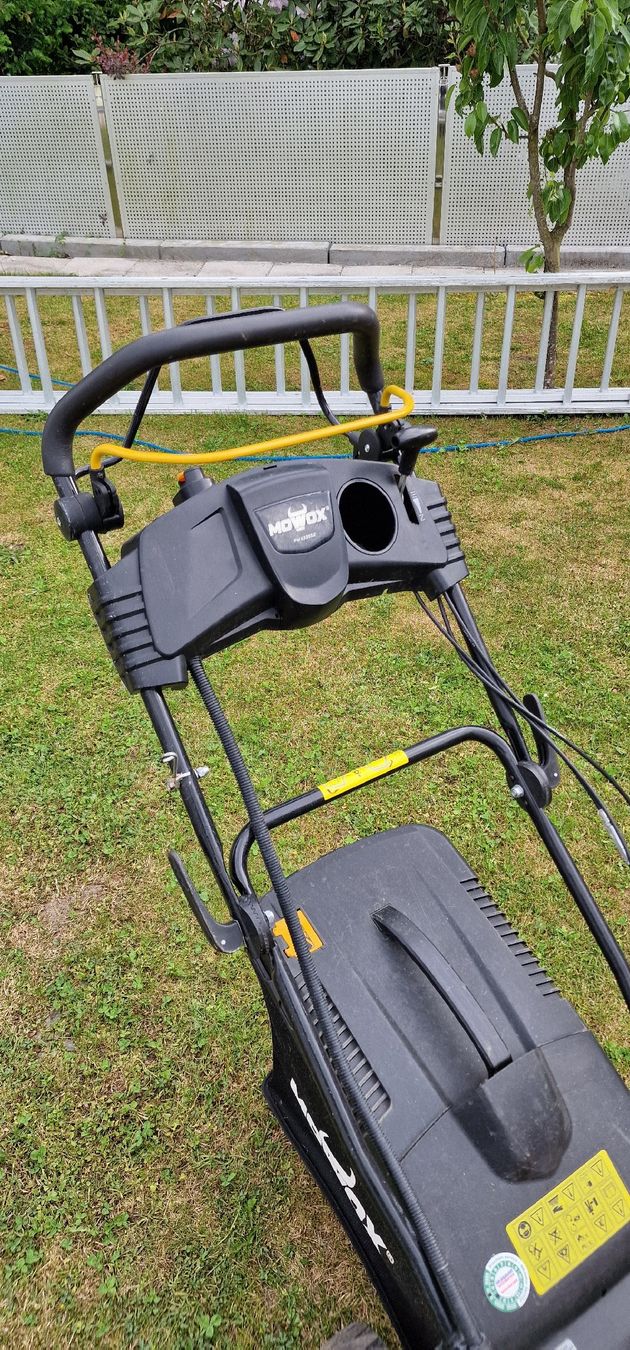 Tagliaerba: Benzin Rasenmäher mit Elektrostart – Usato da Tagelswangen venduto da Axel_36 2