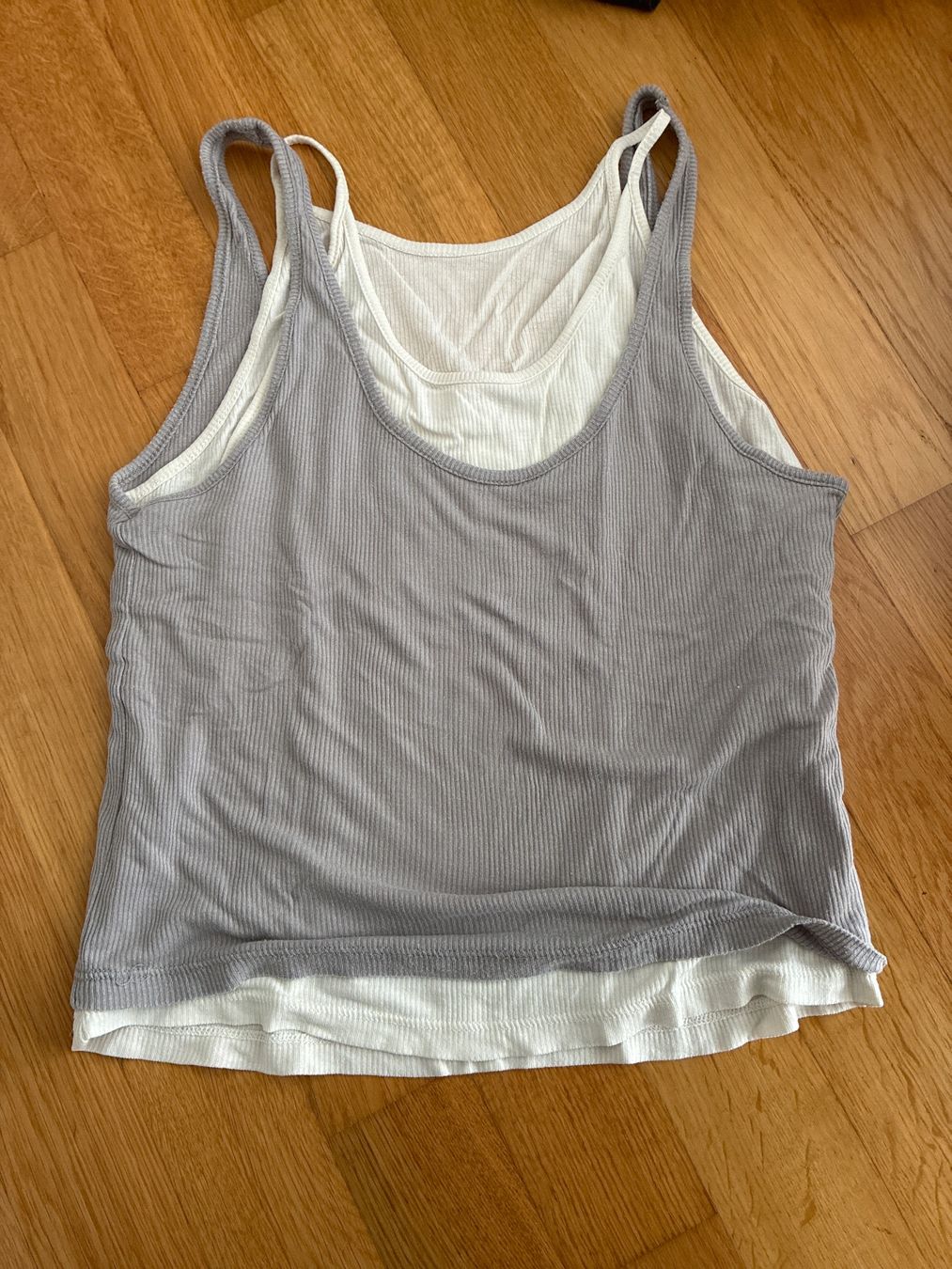 Pull&Bear Top: Pull &Bear Top – Usato da Altstätten SG venduto da palmela.31