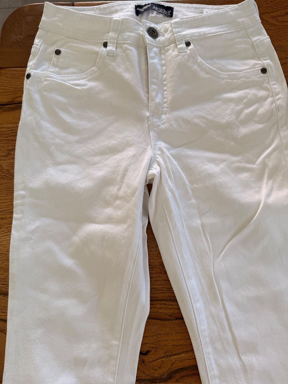 Arizona Jeans: Arizona Jeans : Weiss -Grösse 36 – Usato da Teufenthal AG venduto da MeineSchatztruhe